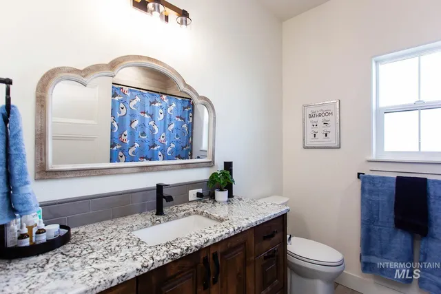 $899,000 | 4089 North 2280 East, Filer, ID 83328