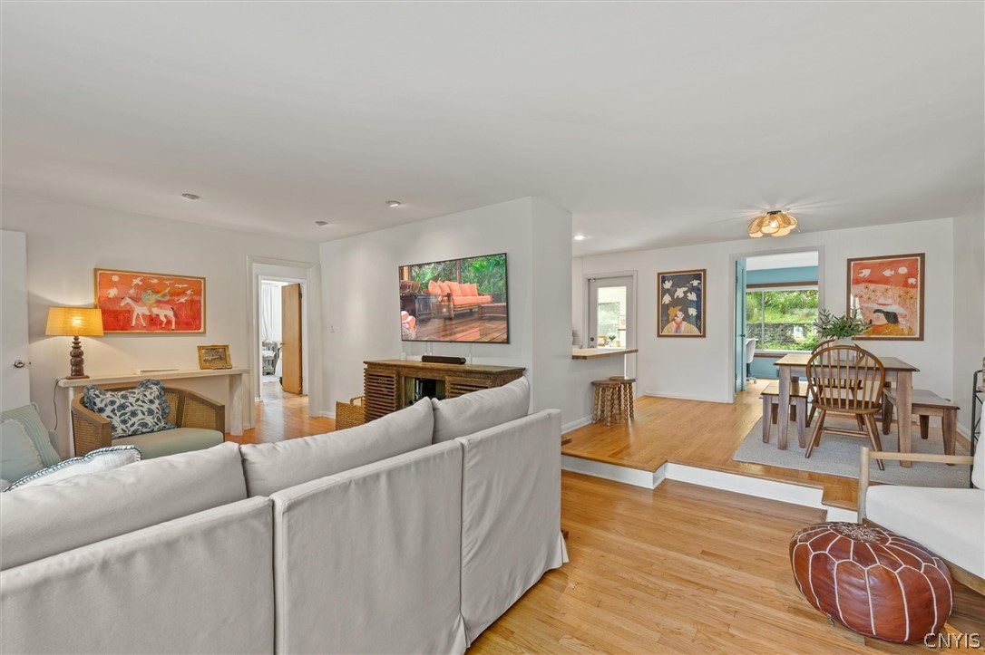 141 Edgehill Road Syracuse, NY 13224 - Photo 7 of 50
