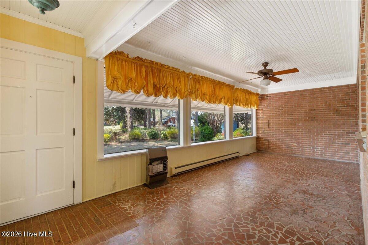 615 West Main Street Mount Olive, NC 28365 - Photo 20 of 39 25-615 W Main St-25