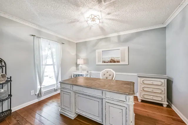 $395,000 | 4118 Honey Oaks Drive, Seabrook, TX 77586