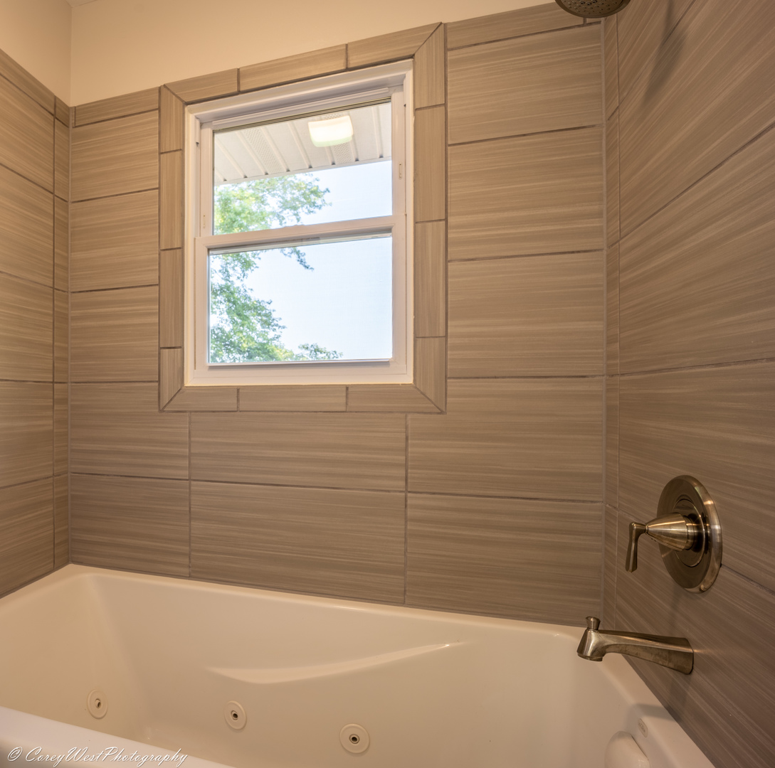34371 Irene Road Kirkland, IL 60146 - Photo 12 of 36