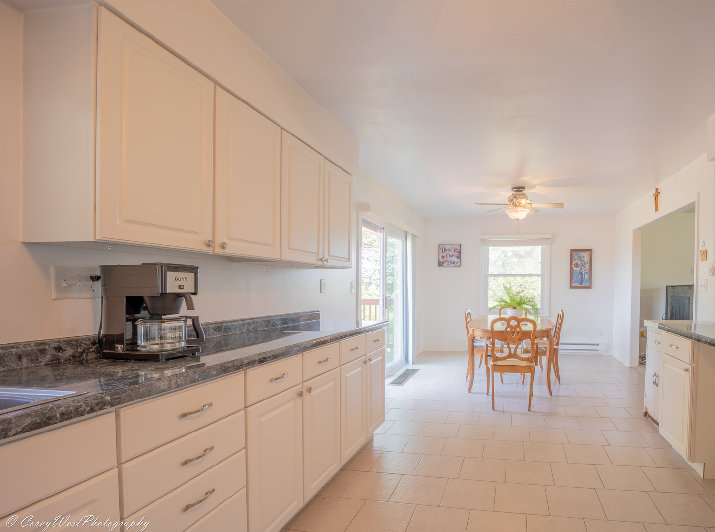 34371 Irene Road Kirkland, IL 60146 - Photo 9 of 36
