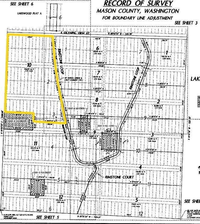 10-track 10-track Rimstone Loop Belfair, WA 98528 - Photo 4 of 5 a picture of a bathroom with a shower