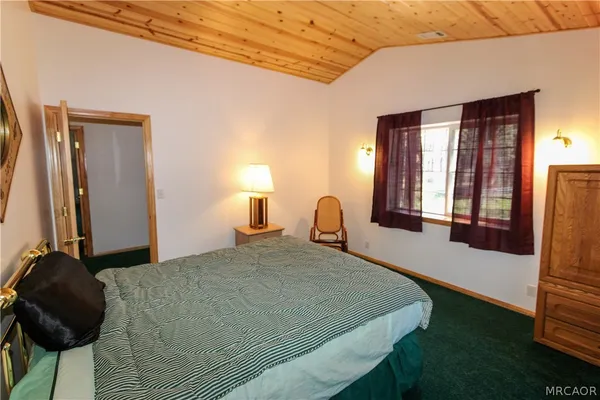 $2,650 | 442 Salem Drive, Big Bear City, CA 92314
