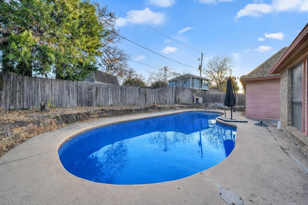 3506 Ruidoso Drive Arlington, TX 76017 - Photo 3 of 37