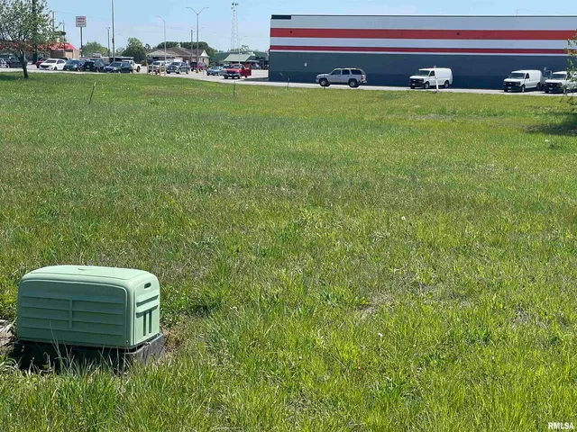 a view of an outdoor space and a yard