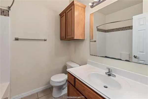 $2,050 | 1001 Krenek Tap Road, Unit 2105, College Station, TX 77840
