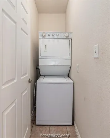 $2,050 | 1001 Krenek Tap Road, Unit 2105, College Station, TX 77840