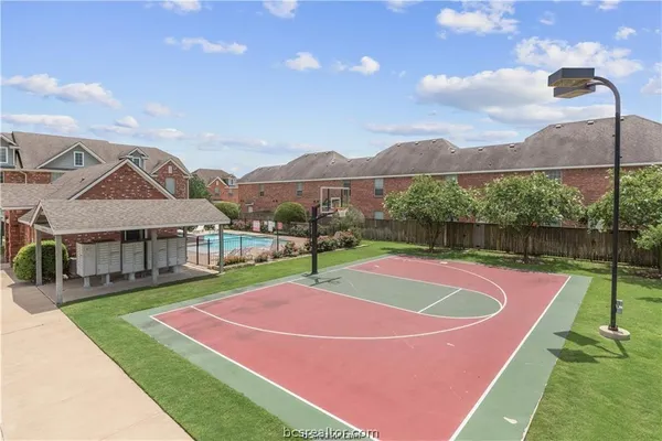 $2,050 | 1001 Krenek Tap Road, Unit 2105, College Station, TX 77840