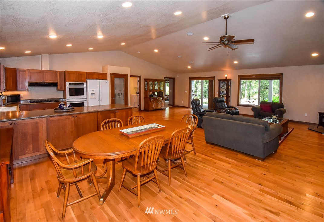 5124 133rd Avenue Southwest Rochester, WA 98579 - Photo 17 of 36