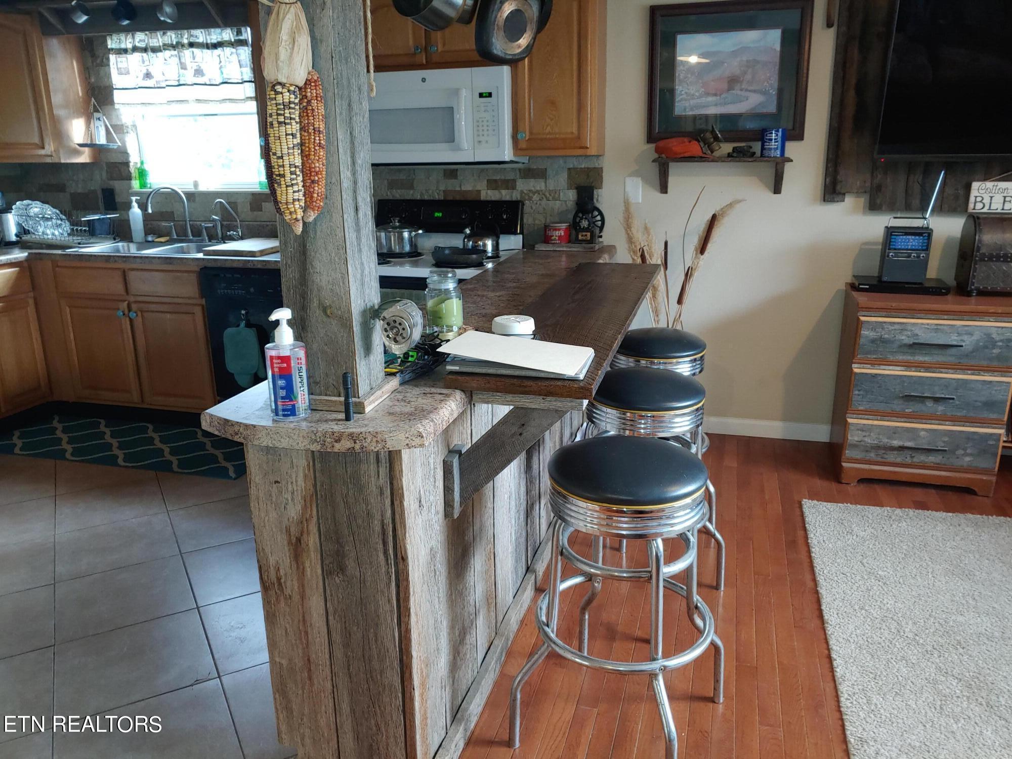 2022 Cecil Johnson Road Knoxville, TN 37921 - Photo 10 of 19 Snack Bar