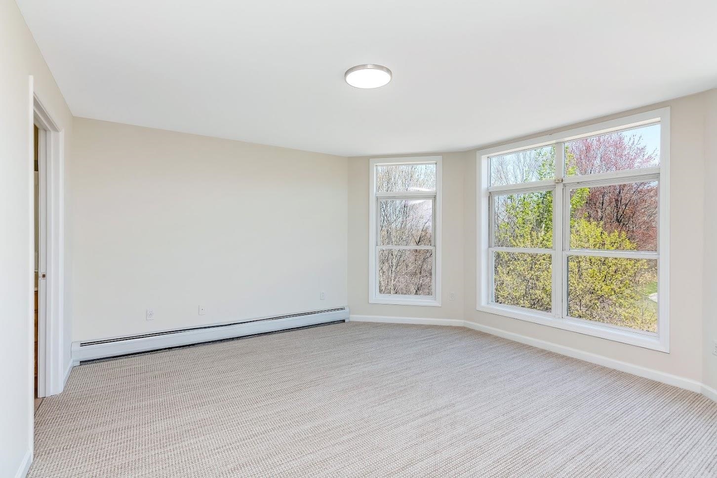 113 Claire Point Road, Unit 113 Burlington, VT 05408 - Photo 15 of 27 Gallery Image 15