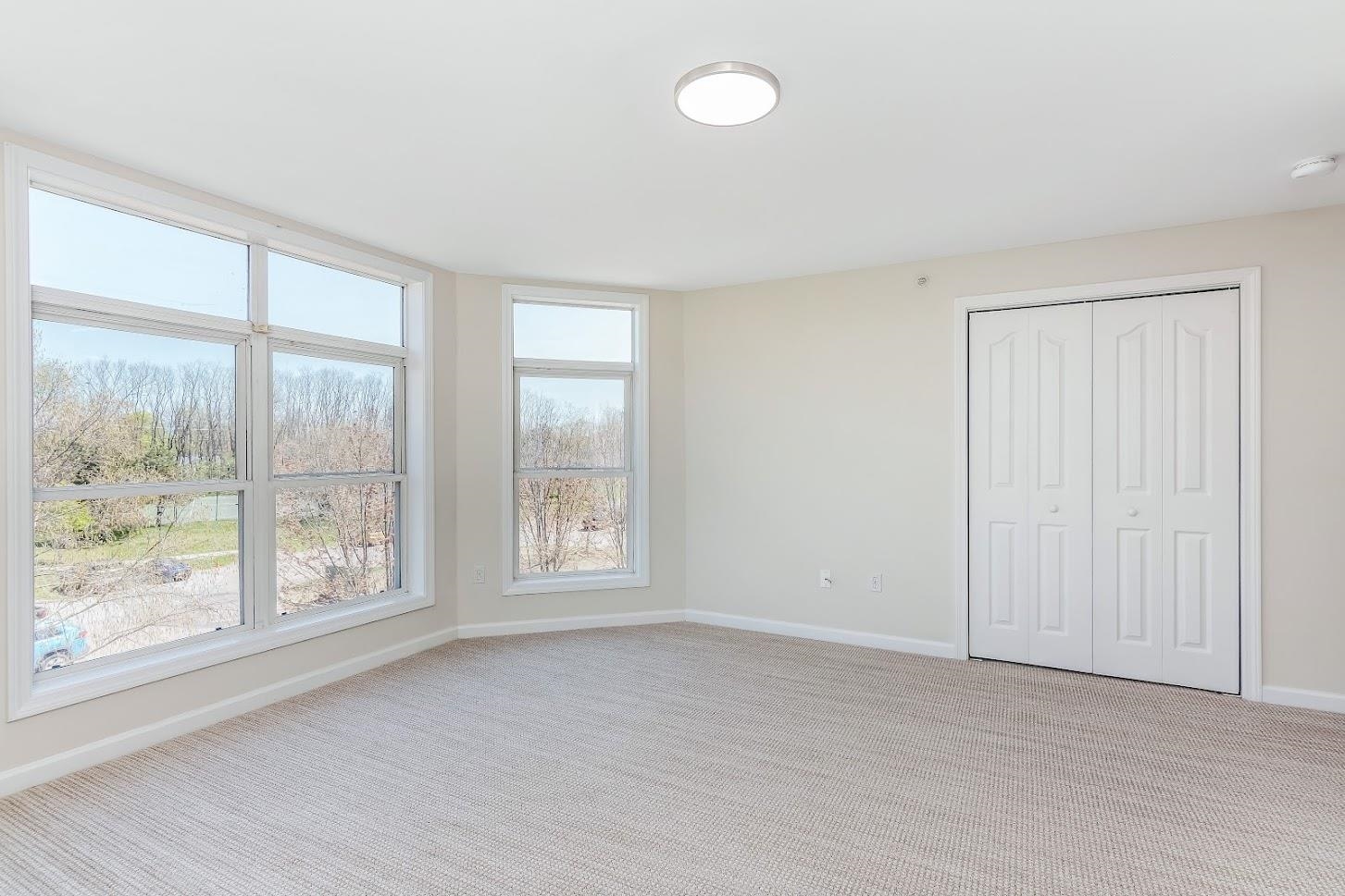 113 Claire Point Road, Unit 113 Burlington, VT 05408 - Photo 16 of 27 Gallery Image 16