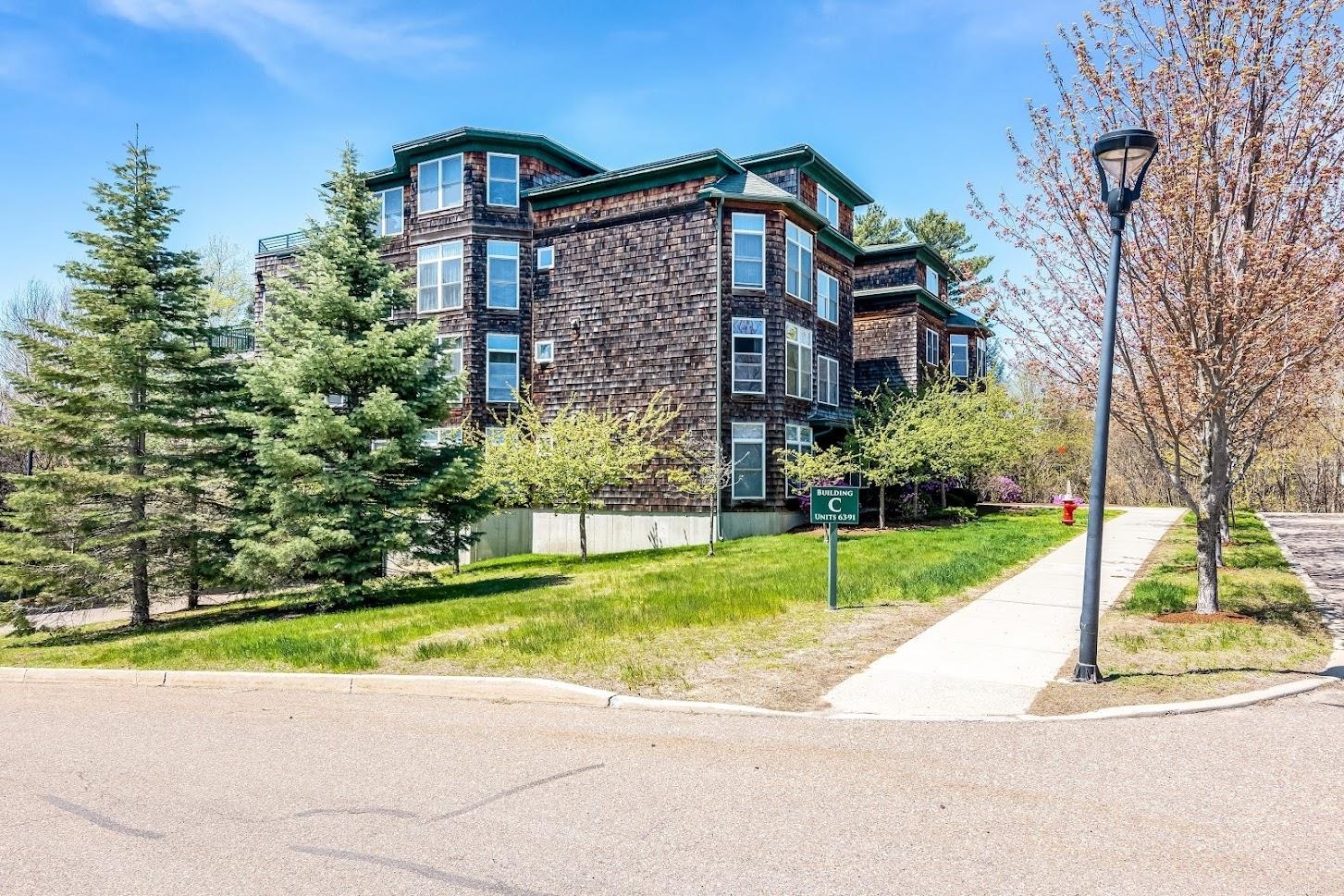 113 Claire Point Road, Unit 113 Burlington, VT 05408 - Photo 25 of 27 Gallery Image 25