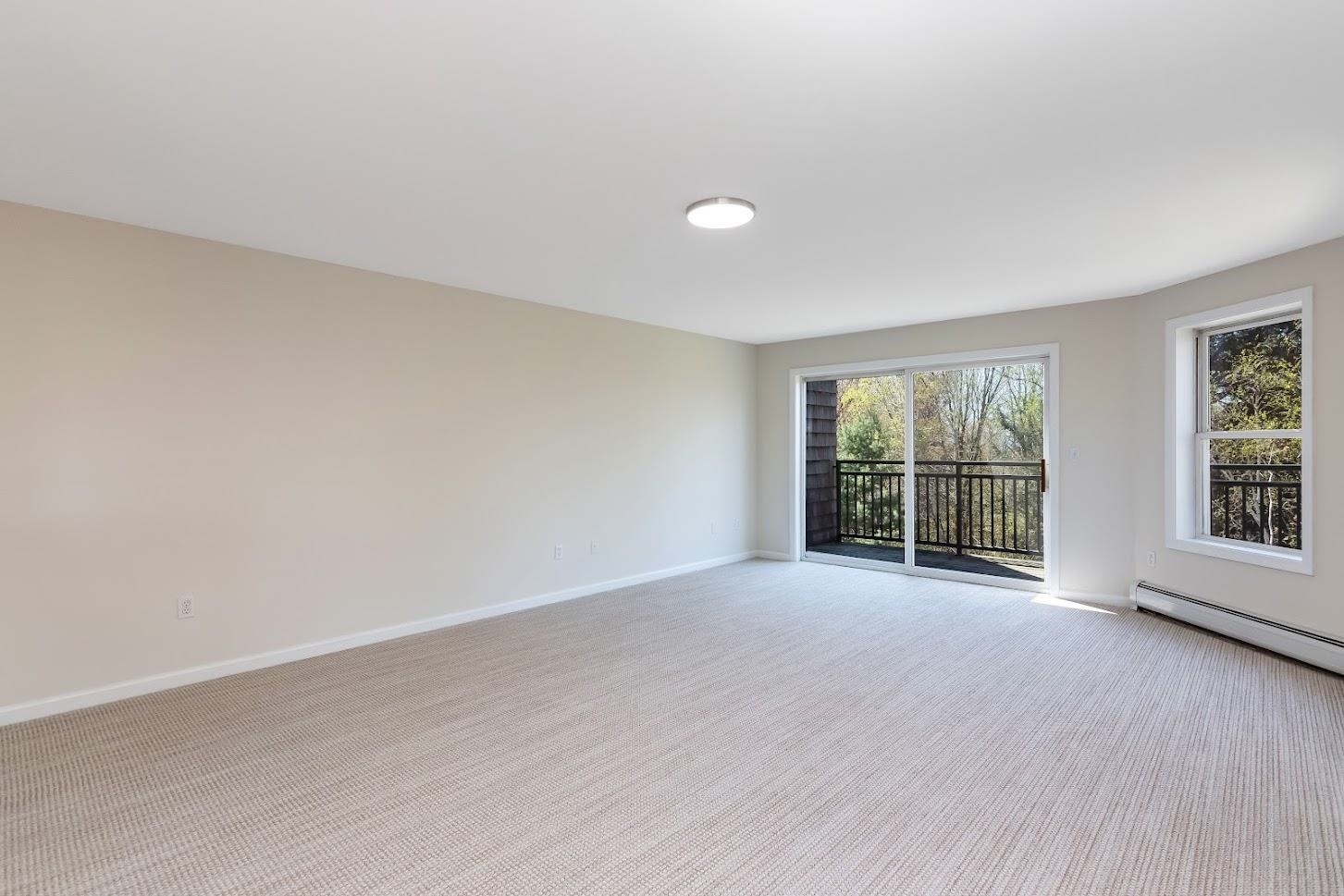 113 Claire Point Road, Unit 113 Burlington, VT 05408 - Photo 4 of 27 Gallery Image 4