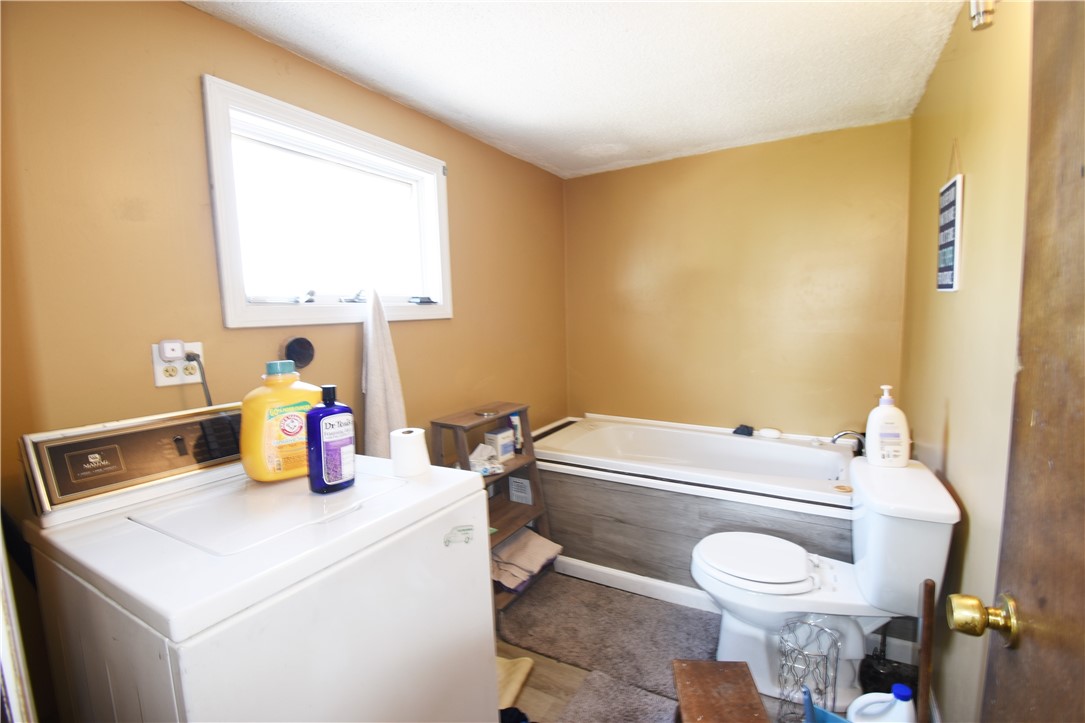 3277 East Main Road Portsmouth, RI 02871 - Photo 14 of 16 Gallery Image 14