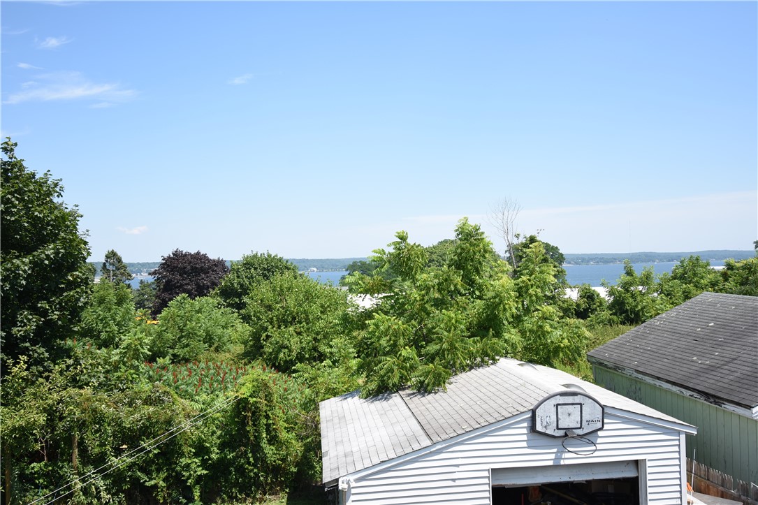 3277 East Main Road Portsmouth, RI 02871 - Photo 2 of 16 Gallery Image 2