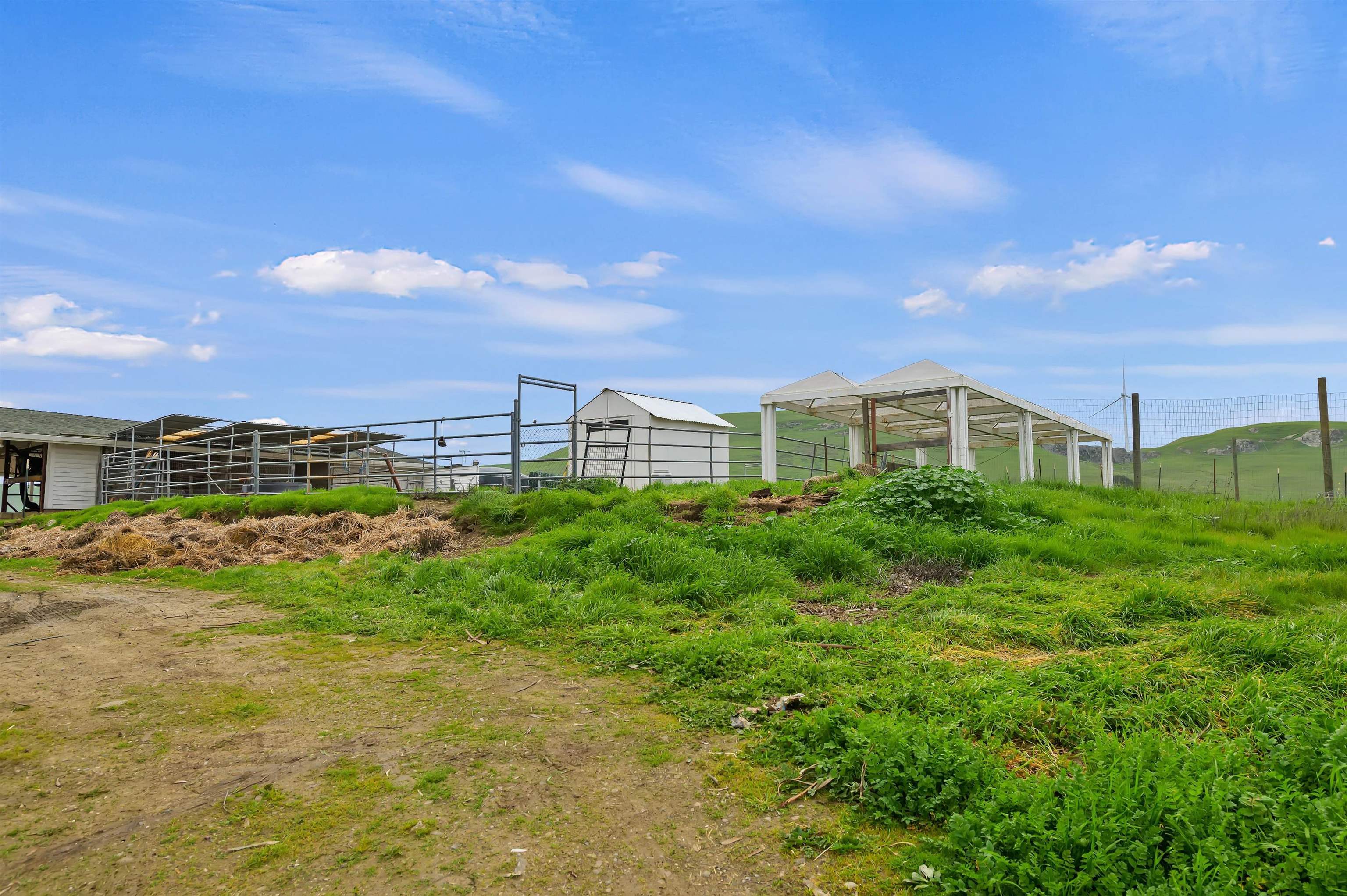 3326 Dyer Road Livermore, CA 94551 - Photo 5 of 46