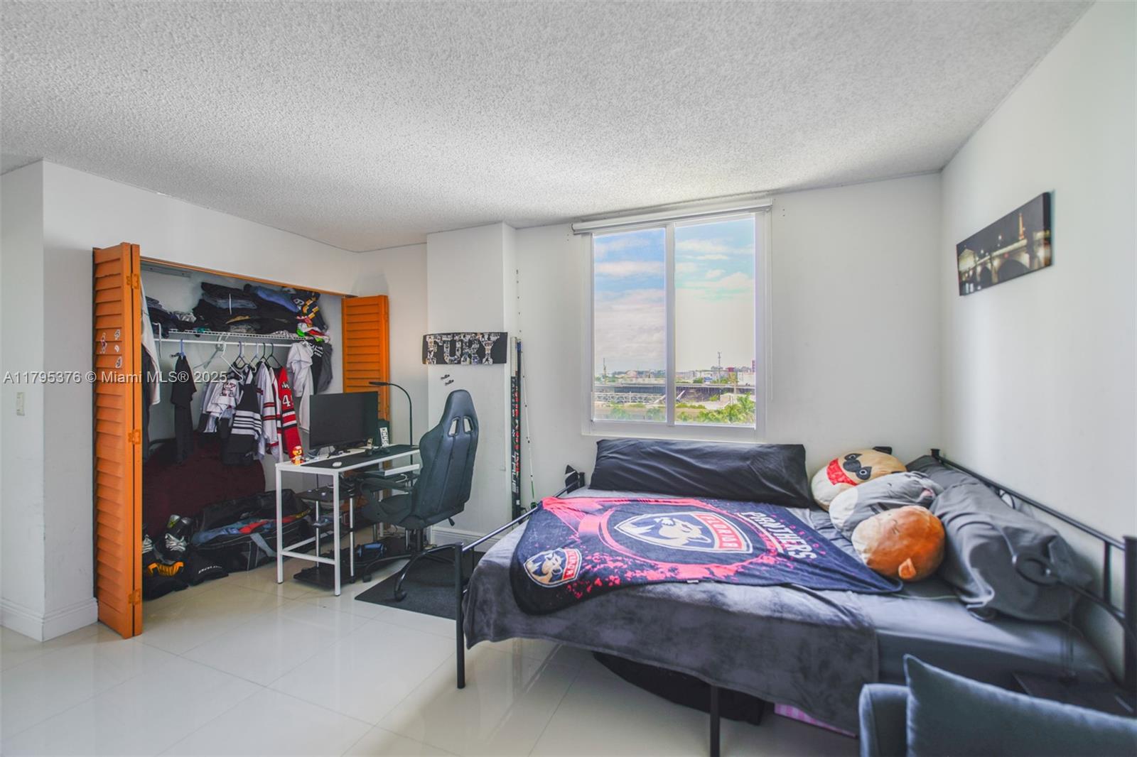 800 North Miami Avenue, Unit E809 Miami, FL 33136 - Photo 12 of 23