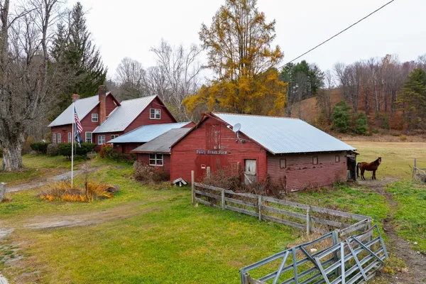 $565,000 | 298 Jenneville Road, Hartland, VT 05089