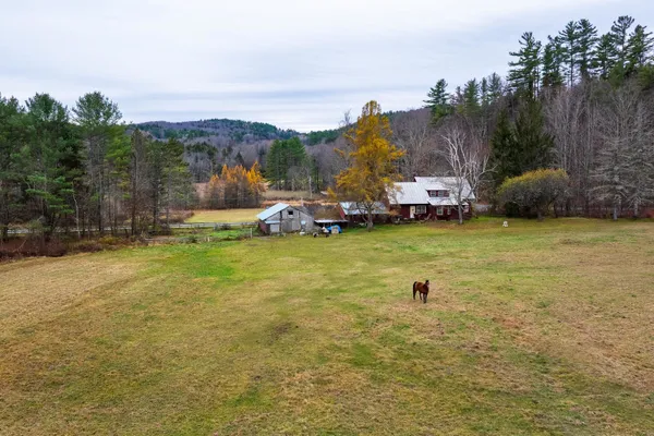$565,000 | 298 Jenneville Road, Hartland, VT 05089