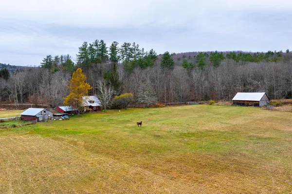 $565,000 | 298 Jenneville Road, Hartland, VT 05089