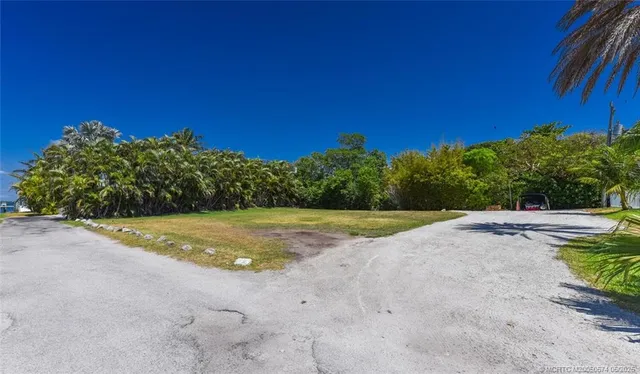 $695,000 | 5157 Northeast Shore Village Terrace, Stuart, FL 34996