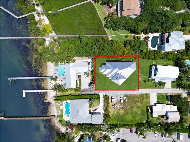 $695,000 | 5157 Northeast Shore Village Terrace, Stuart, FL 34996