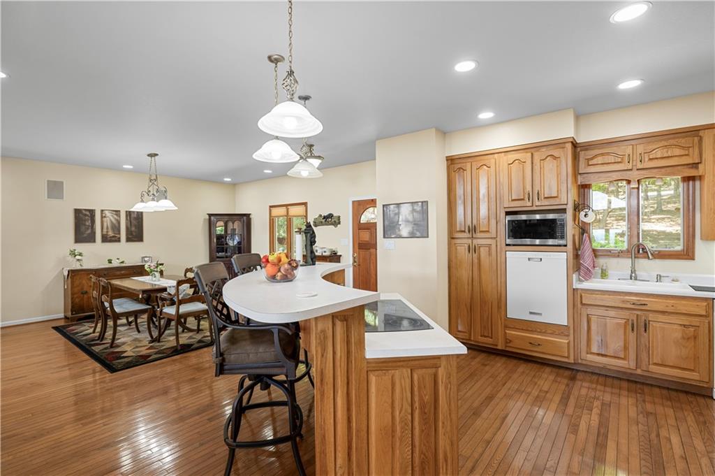 258 Neals Brow Road Menlo, GA 30731 - Photo 8 of 31