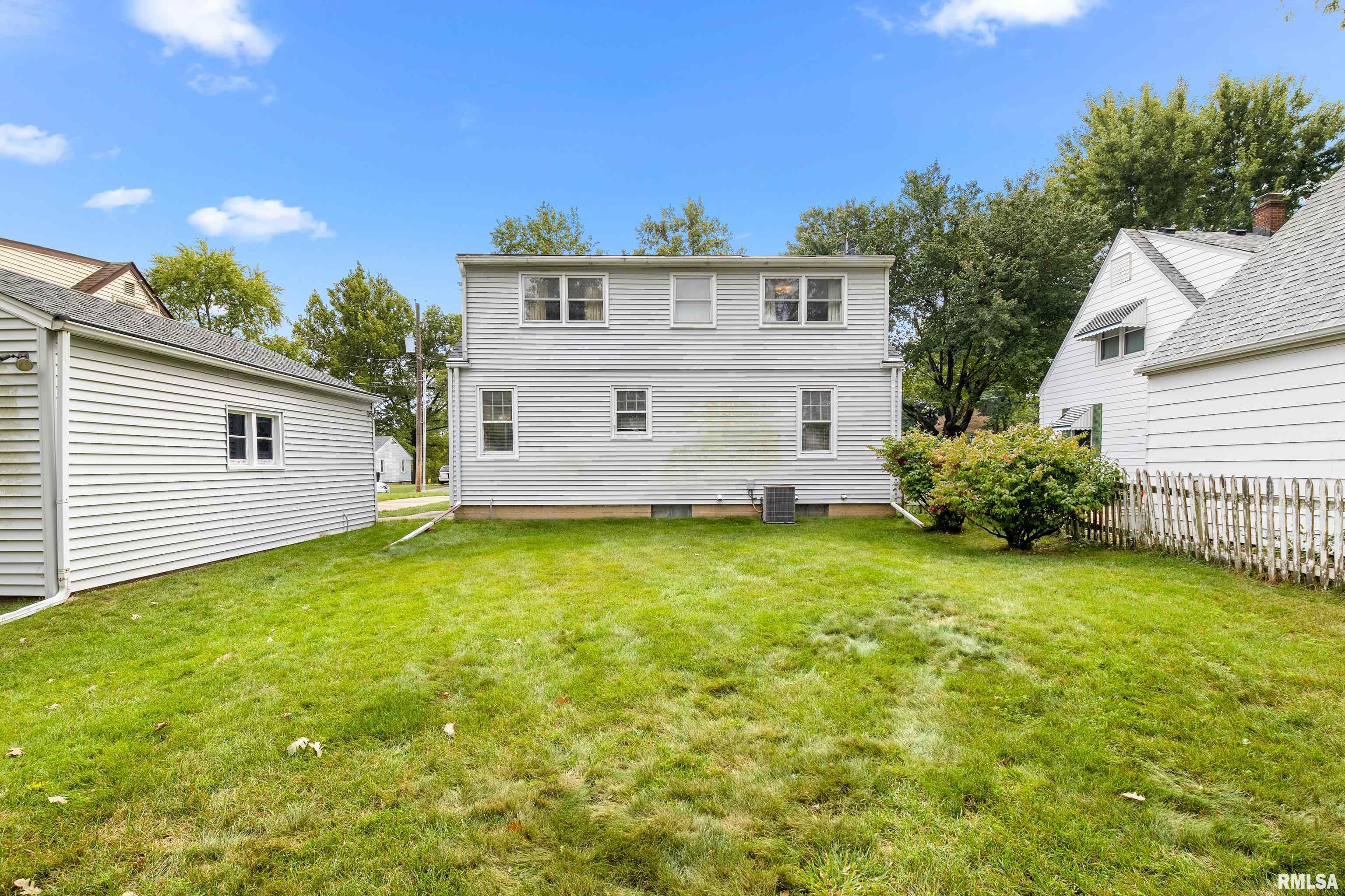 809 Eldridge Street Washington, IL 61571 - Photo 32 of 34 Gallery Image 32