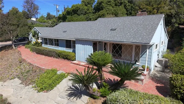 $1,388,000 | 8450 Via Sierra Ramal, Whittier, CA 90605