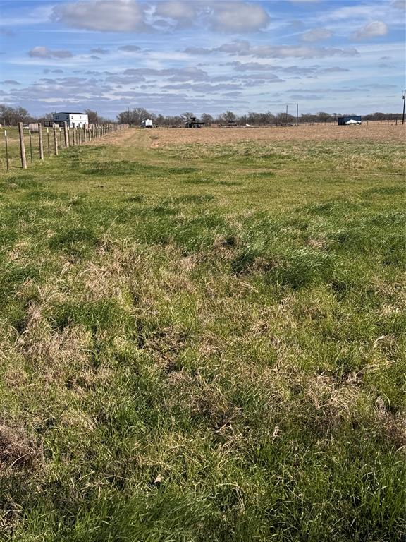 129 County Road 129 Marlin, TX 76661 - Photo 23 of 27 a view of a big yard with an outdoor space