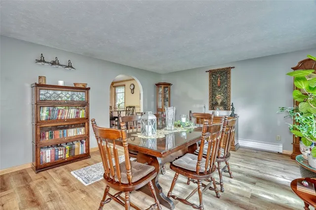 $425,000 | 17155 Ladue Road, Clarendon, NY 14470