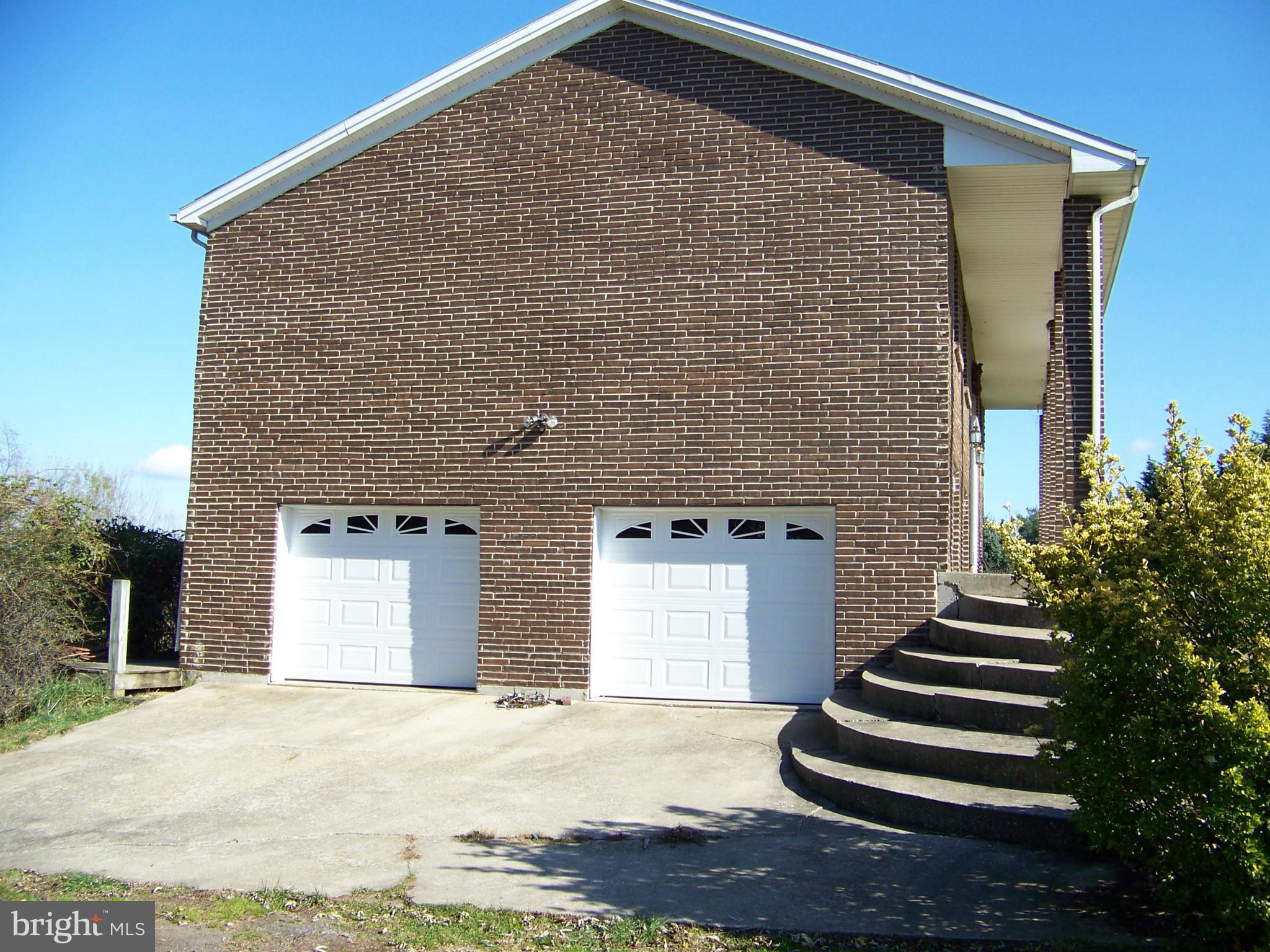 6360 Keysville Road Keymar, MD 21757 - Photo 4 of 5 Garage