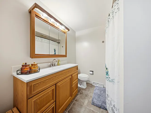 $365,000 | 619 Joanne Lane, DeKalb, IL 60115