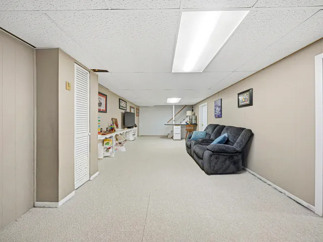 $365,000 | 619 Joanne Lane, DeKalb, IL 60115