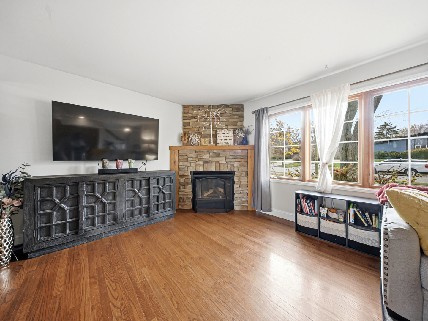 619 Joanne Lane DeKalb, IL 60115 - Photo 7 of 47