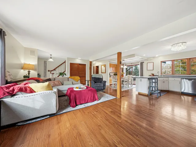 $365,000 | 619 Joanne Lane, DeKalb, IL 60115