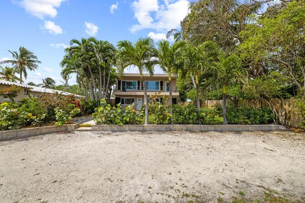 $2,500 | 5409 North Flagler Drive, West Palm Beach, FL 33407