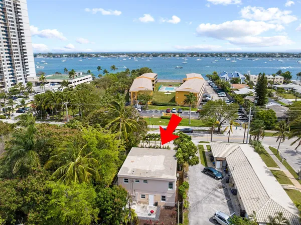 $2,500 | 5409 North Flagler Drive, West Palm Beach, FL 33407