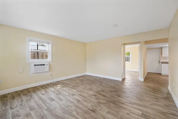 $2,500 | 5409 North Flagler Drive, West Palm Beach, FL 33407