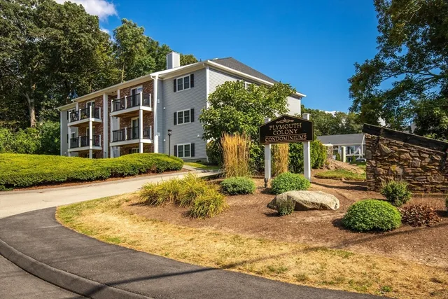 $275,000 | 1 Chapel Hill Drive, Unit 2, Plymouth, MA 02360