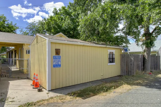a view of a cars parking space
