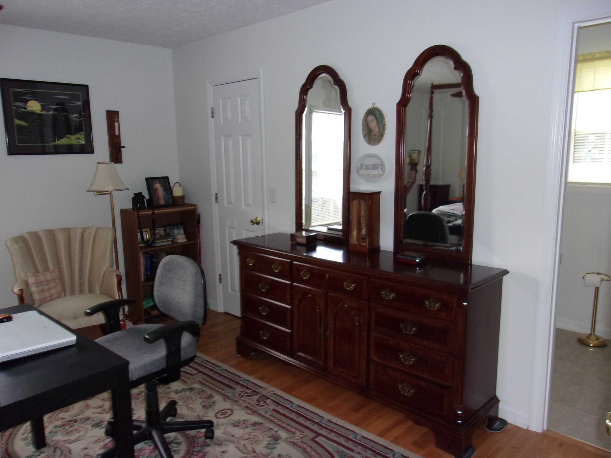 248 Spring Meadows Lane Morrison, TN 37357 - Photo 17 of 36 a living room with furniture and wooden floor