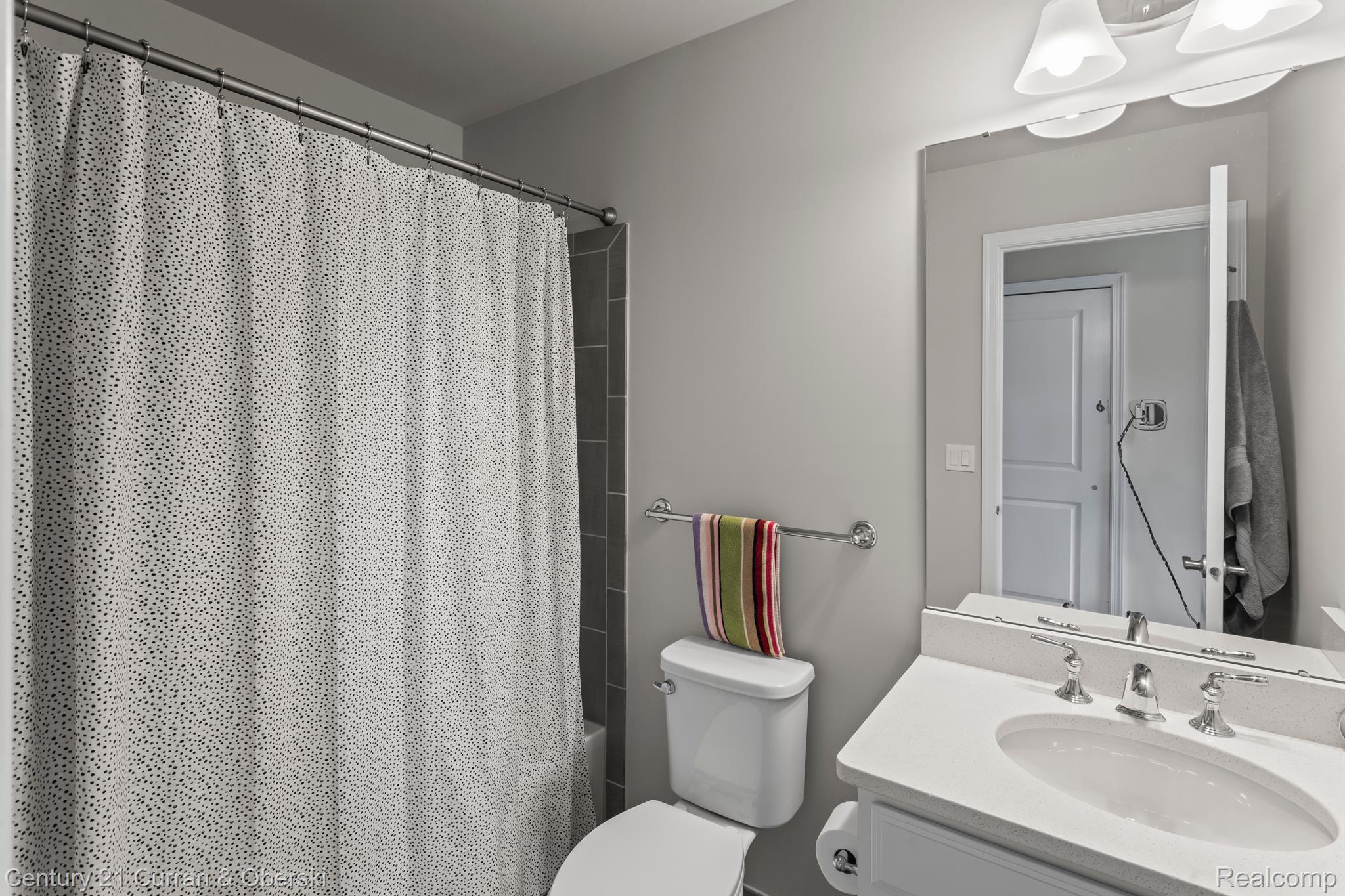 42833 Cardinal Way Novi, MI 48375 - Photo 27 of 39 Gallery Image 27