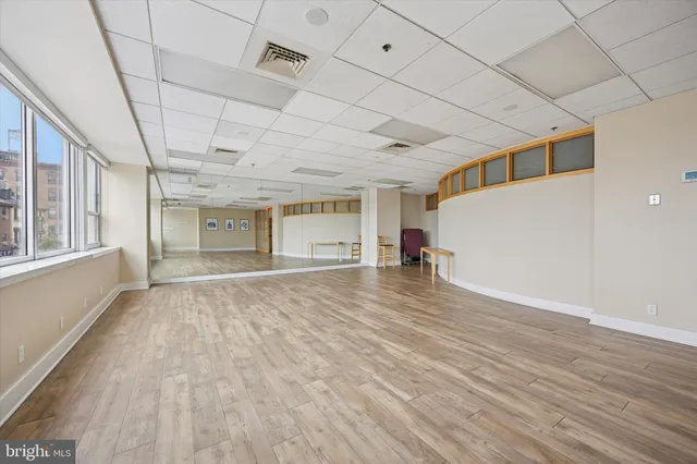 $1,500 | 1100-00 Vine Street, Unit 1409, Philadelphia, PA 19107