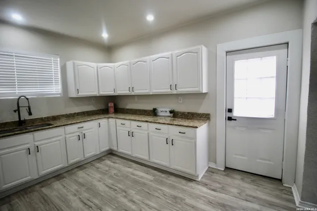 $415,000 | 23239 Skila Drive, Elmendorf, TX 78112