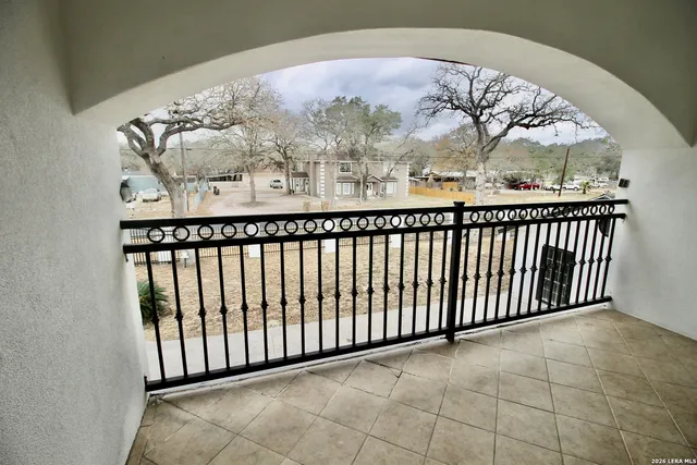 $415,000 | 23239 Skila Drive, Elmendorf, TX 78112