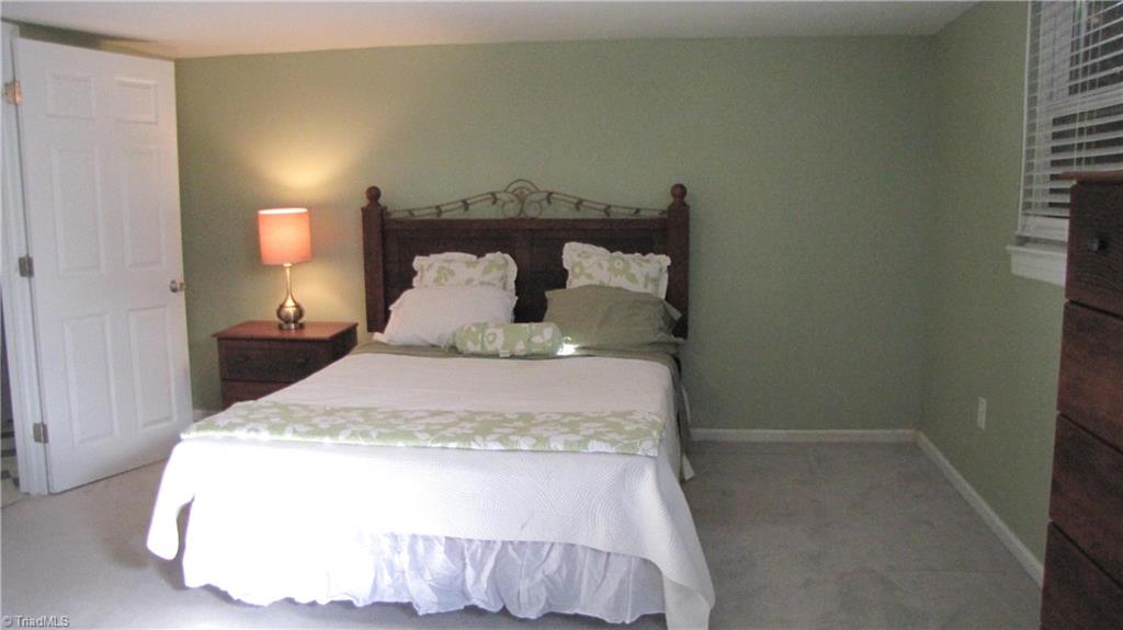 915 East Fairfield Road High Point, NC 27263 - Photo 22 of 28 Gallery Image 22