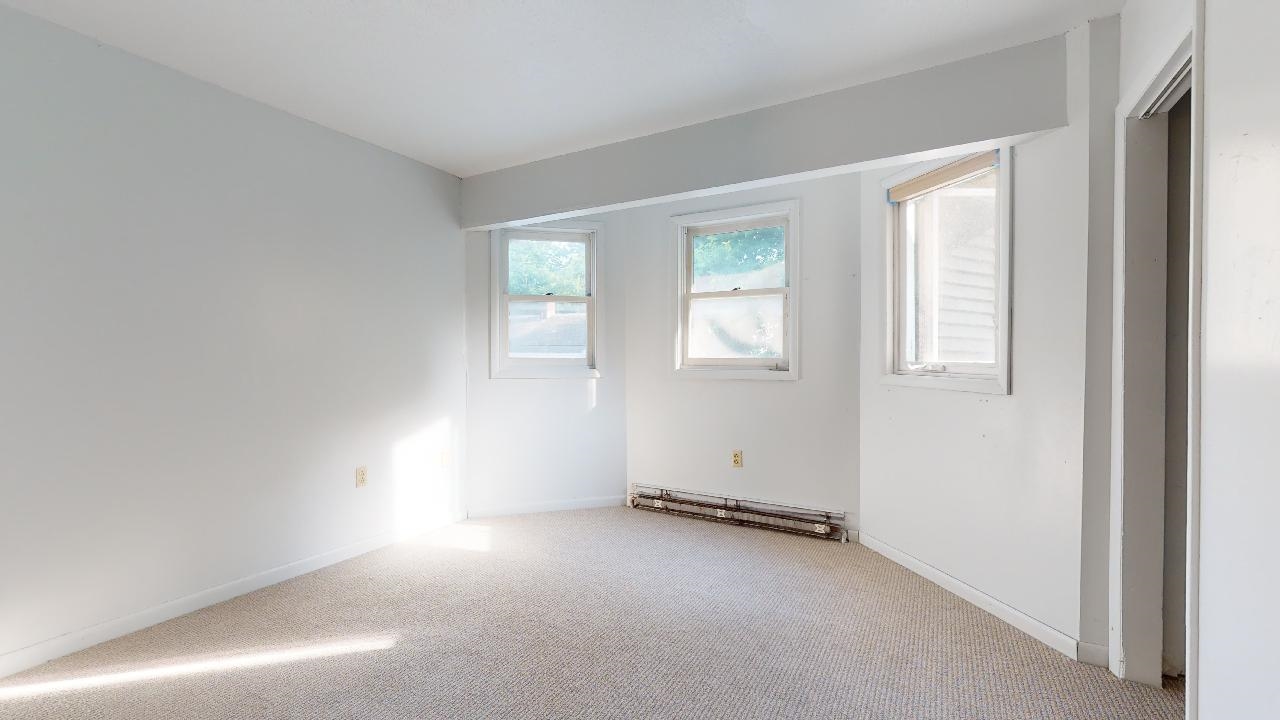 21 Hyde Street Burlington, VT 05401 - Photo 17 of 31